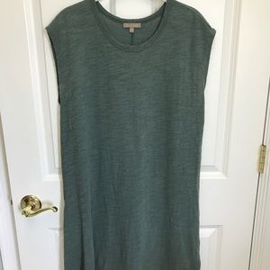 Very easy and comfortable green dress!